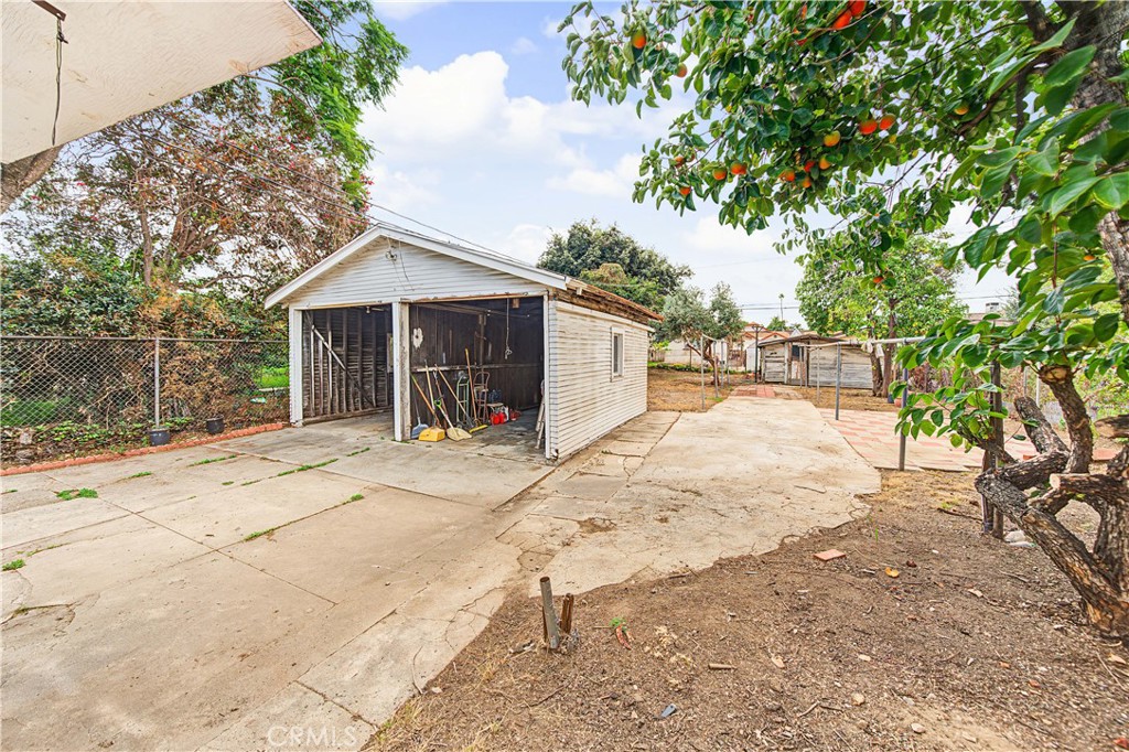 main property photo 15