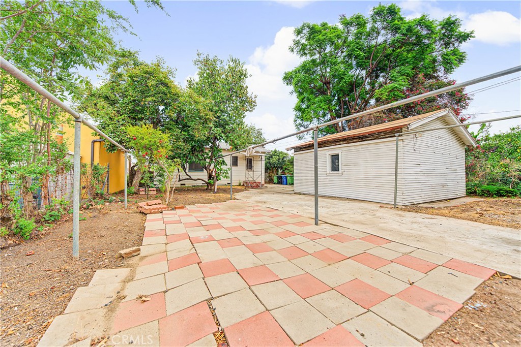 main property photo 8