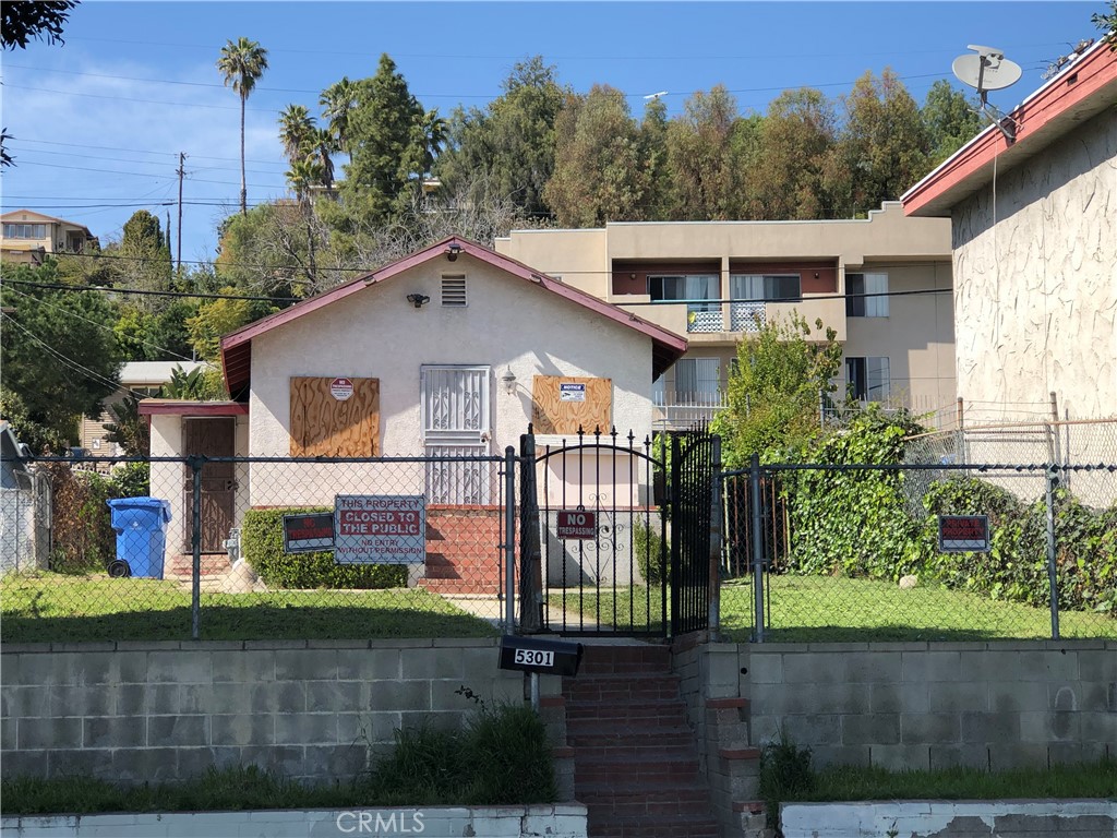 main property photo 12