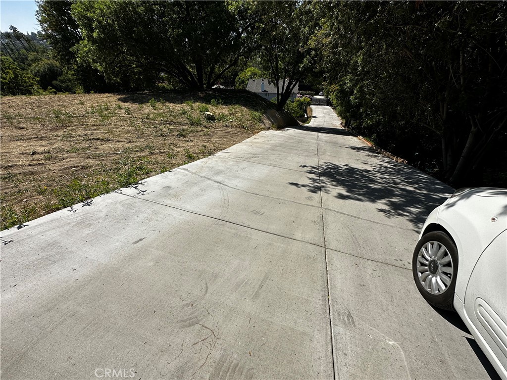 main property photo 6