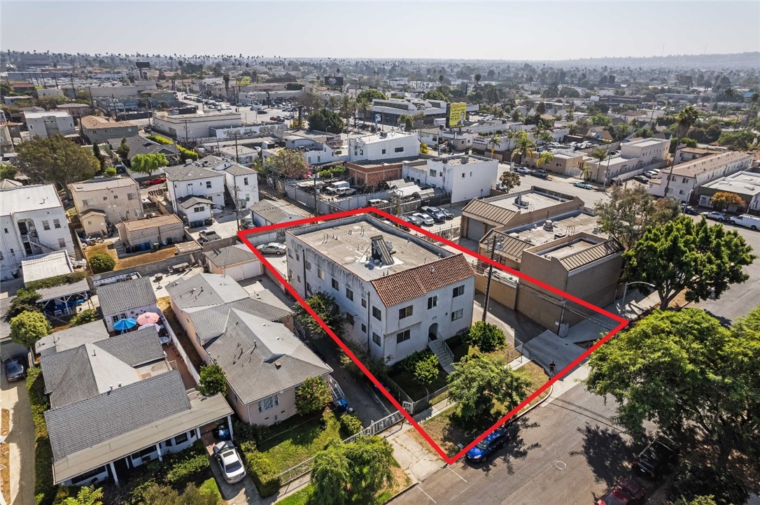 main property photo 18