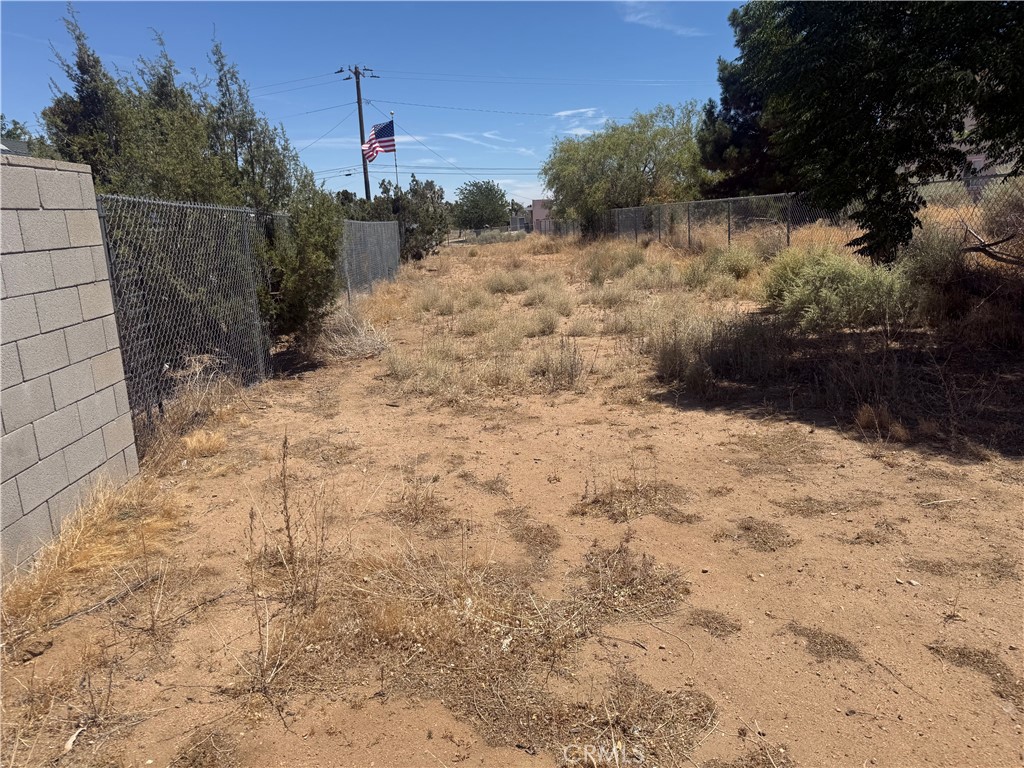 main property photo 12