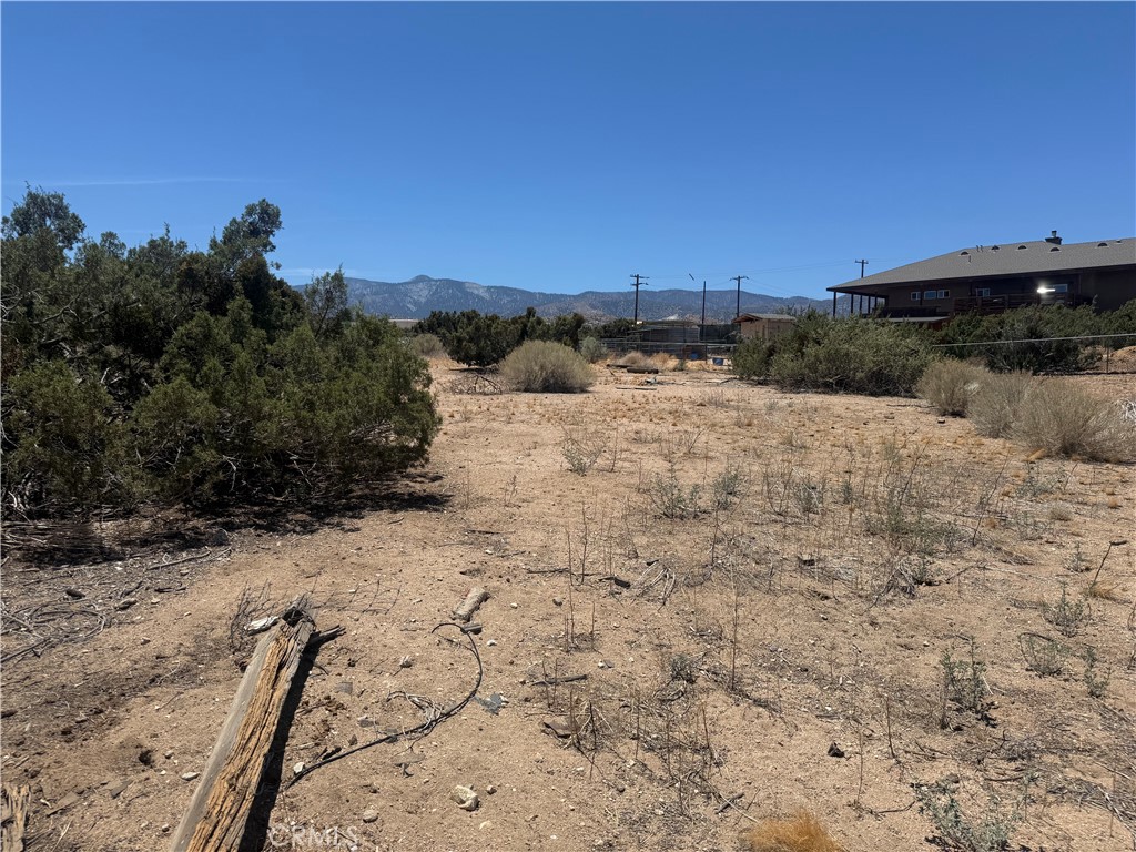 main property photo 17