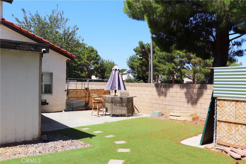main property photo 17
