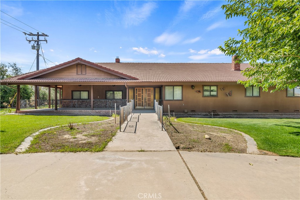 main property photo 3