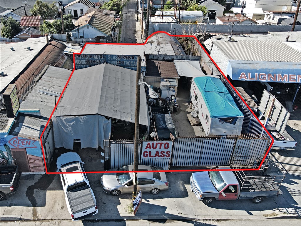 main property photo 18