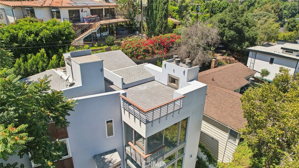 main property photo 58