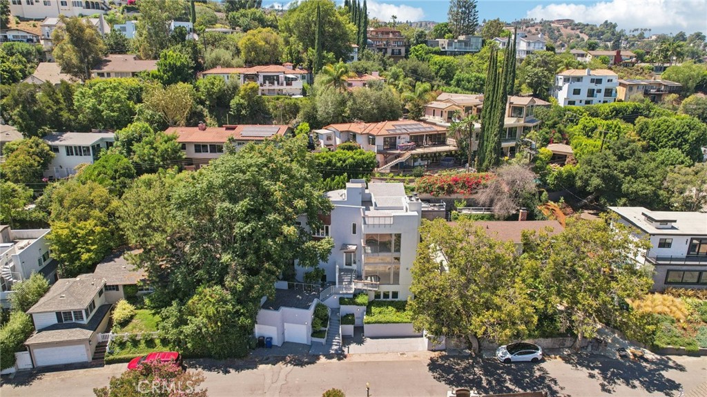 main property photo 59