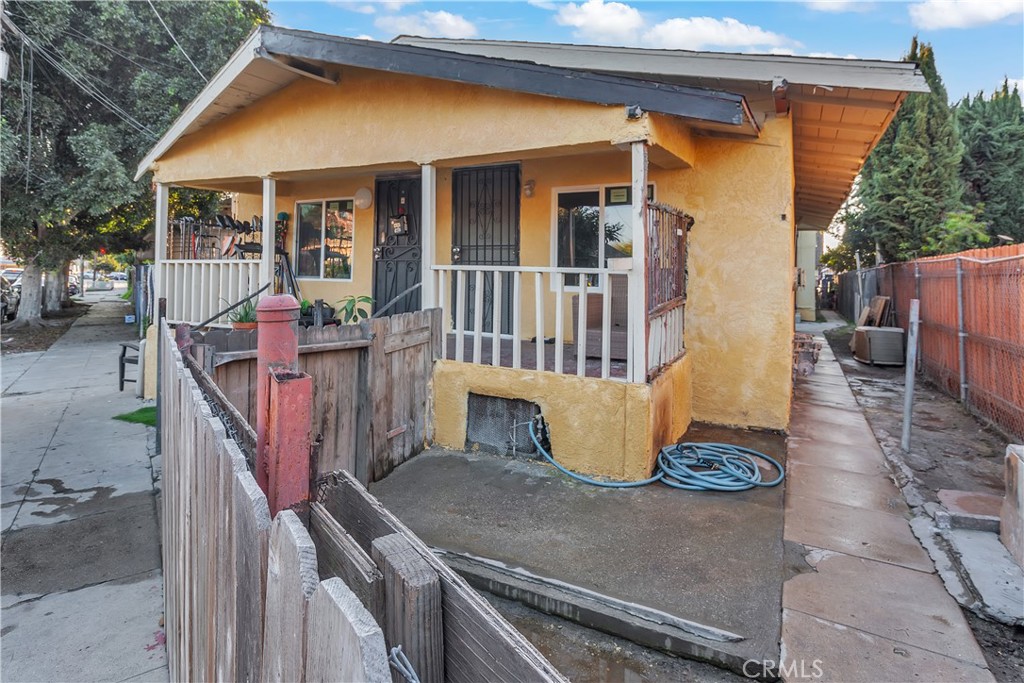 main property photo 31