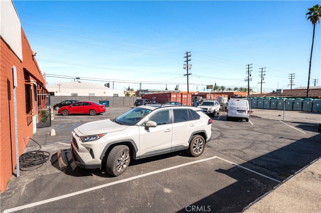 main property photo 35