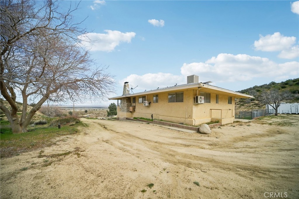 main property photo 41