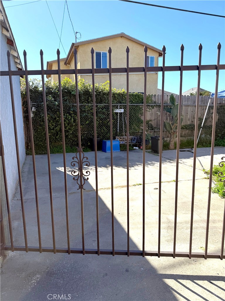 main property photo 35