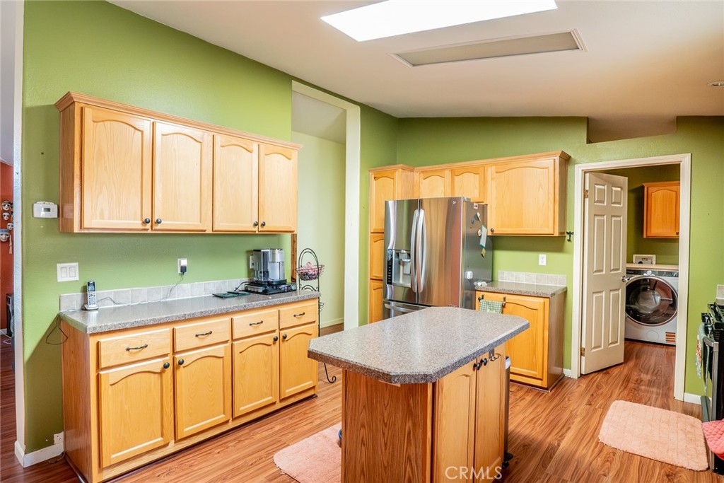 main property photo 8