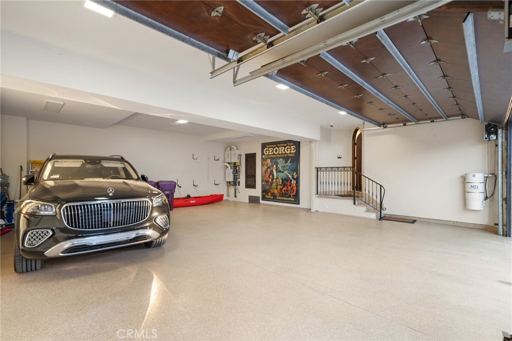 main property photo 49