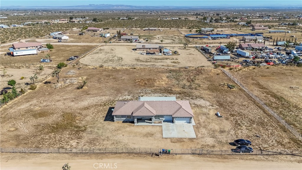 main property photo 13