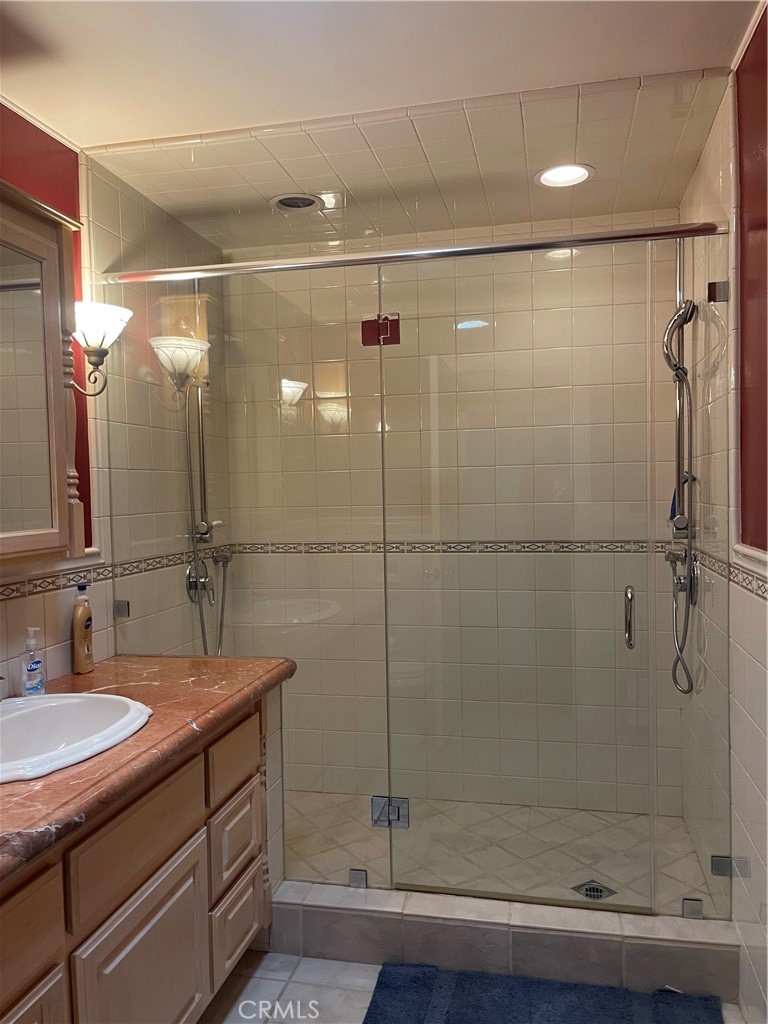 main property photo 70