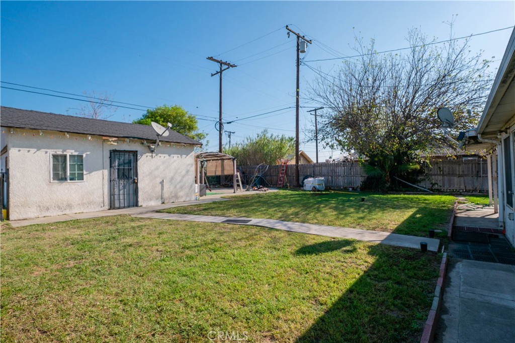 main property photo 25
