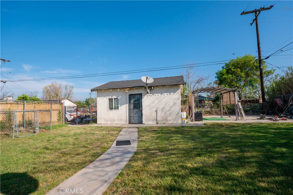 main property photo 27