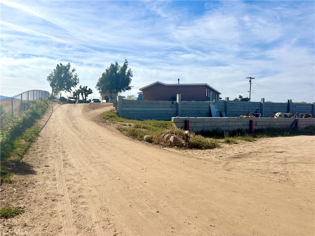 main property photo 6