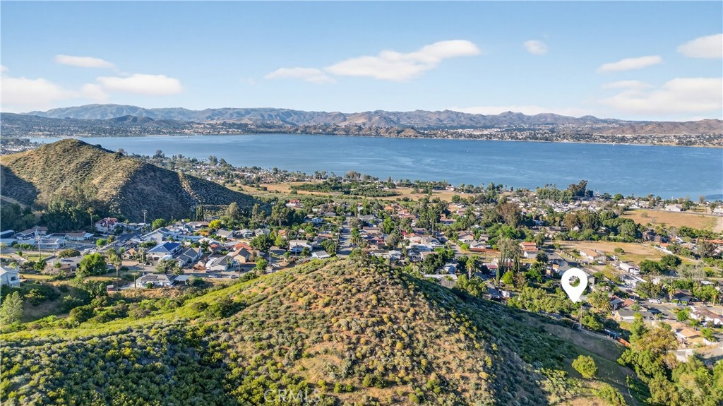 main property photo 50