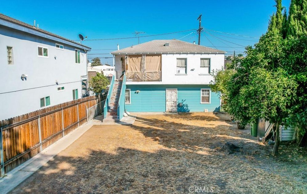 main property photo 16