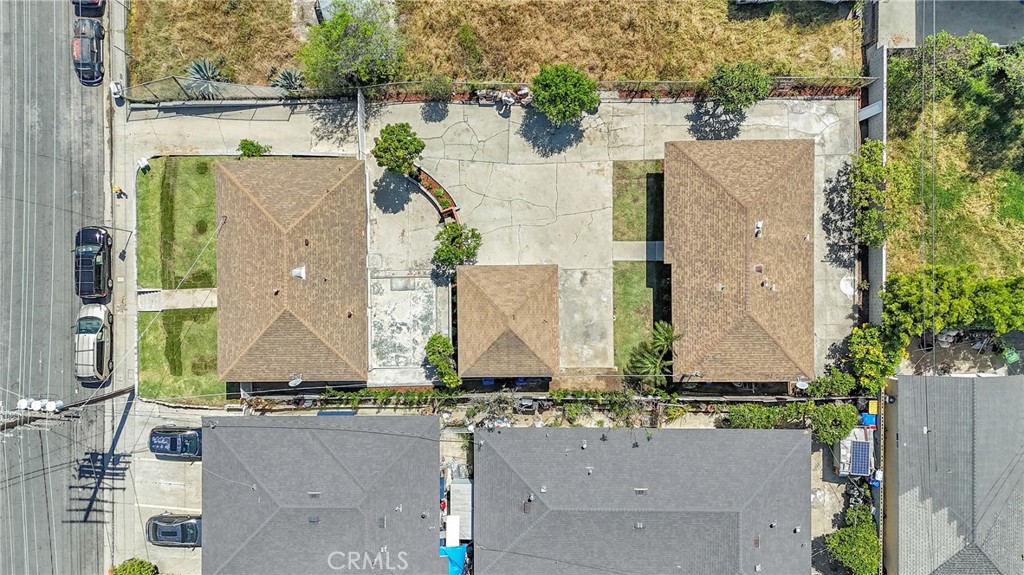 main property photo 51