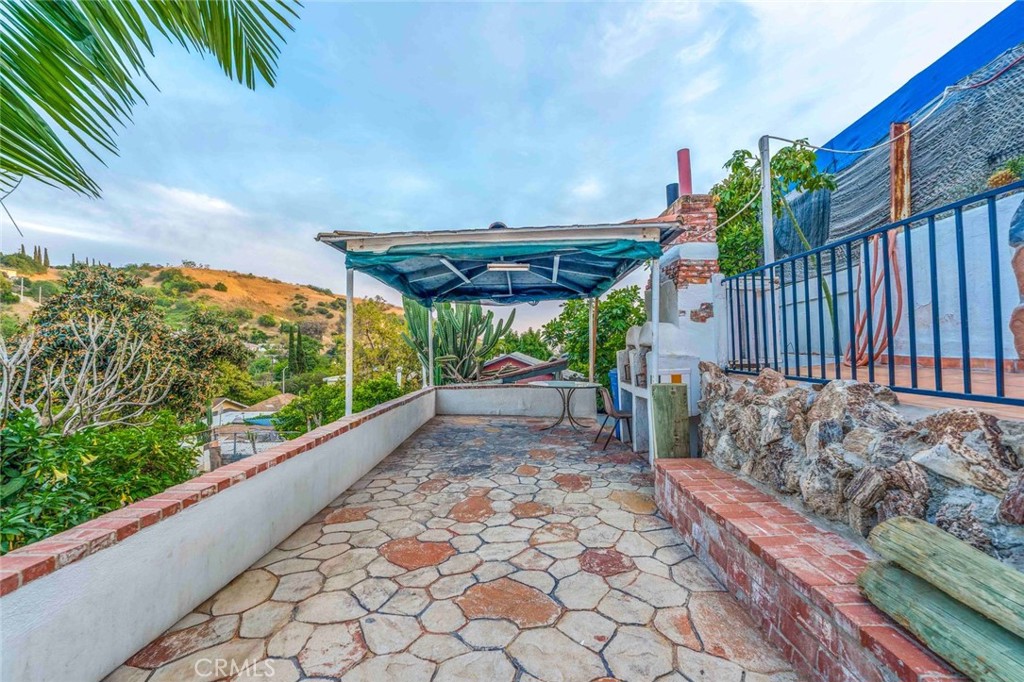 main property photo 15
