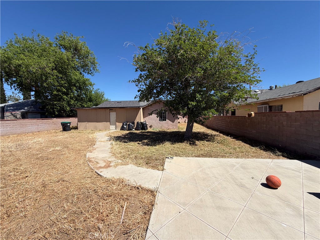 main property photo 13