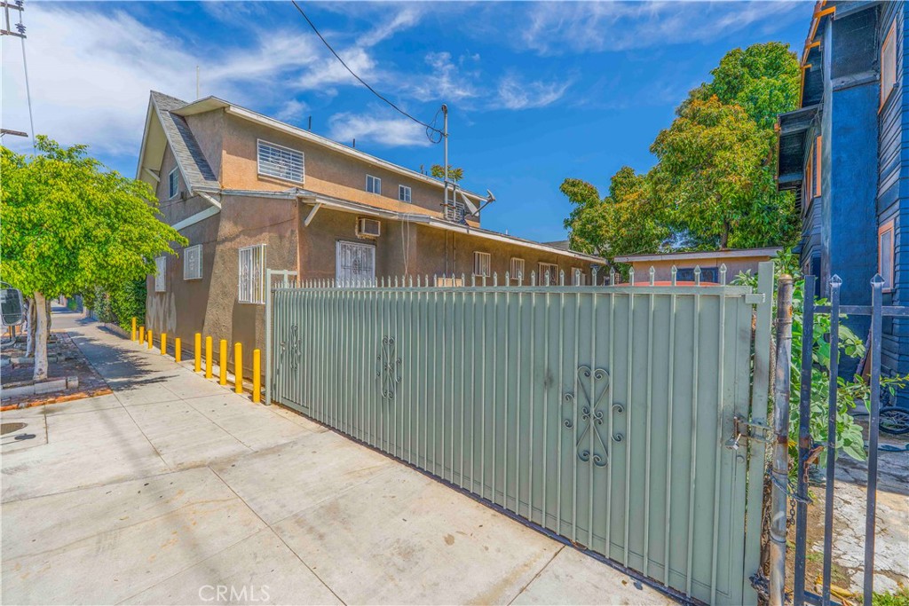 main property photo 38