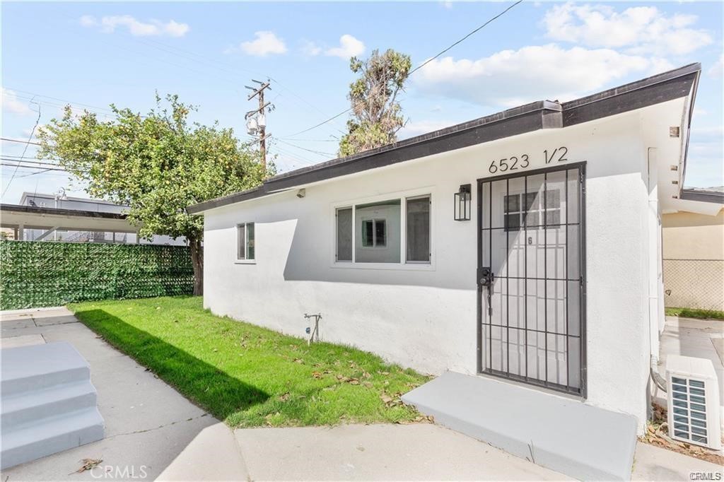 main property photo 8