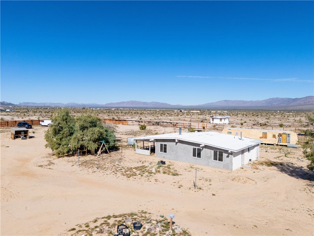 main property photo 41