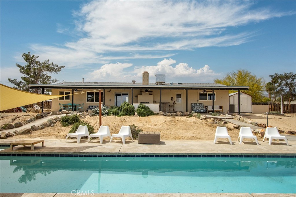 main property photo 40