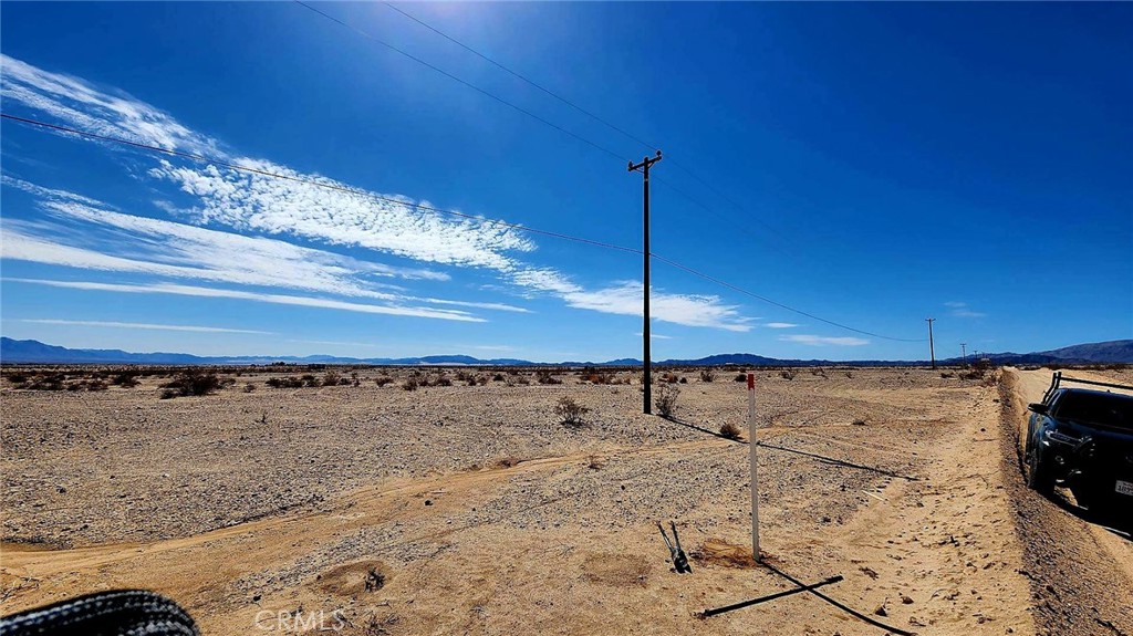 main property photo 11