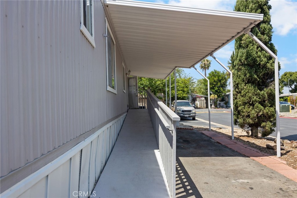 main property photo 29