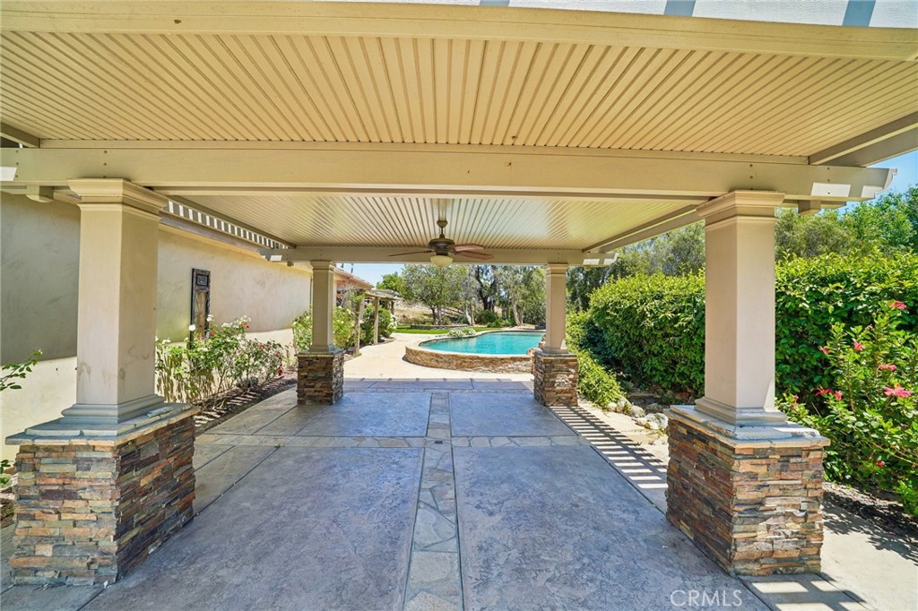main property photo 45