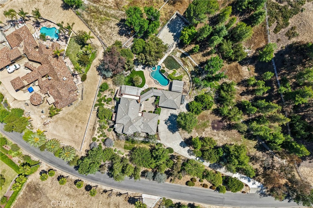 main property photo 59
