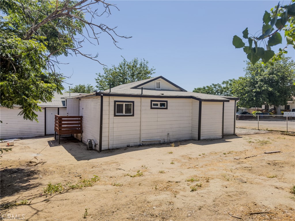 main property photo 22