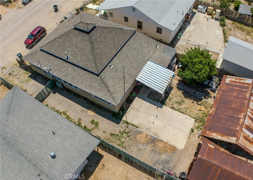 main property photo 4