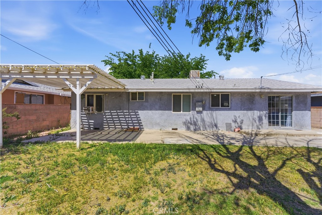 main property photo 41