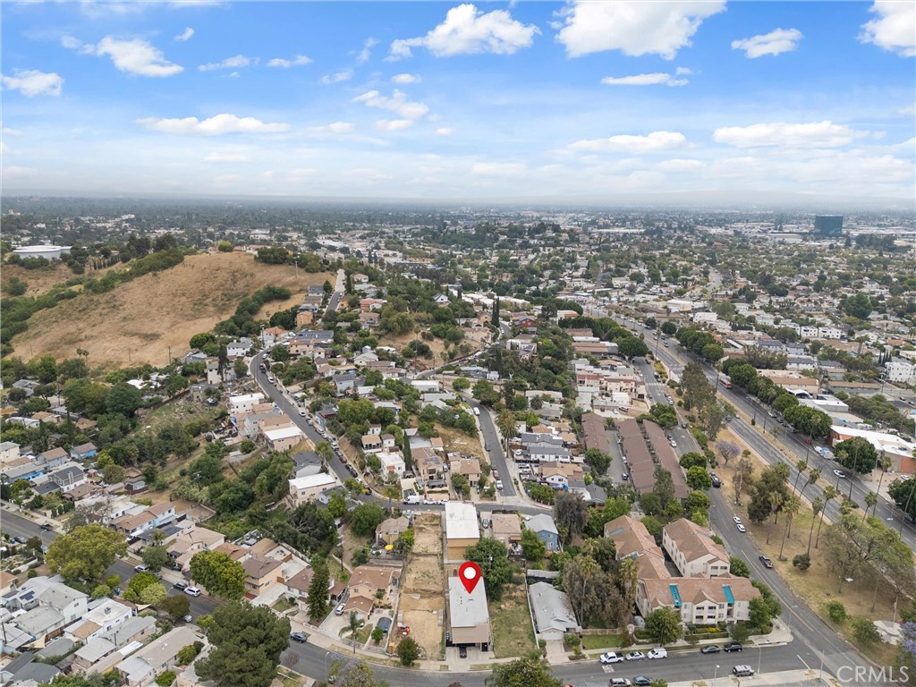 main property photo 13