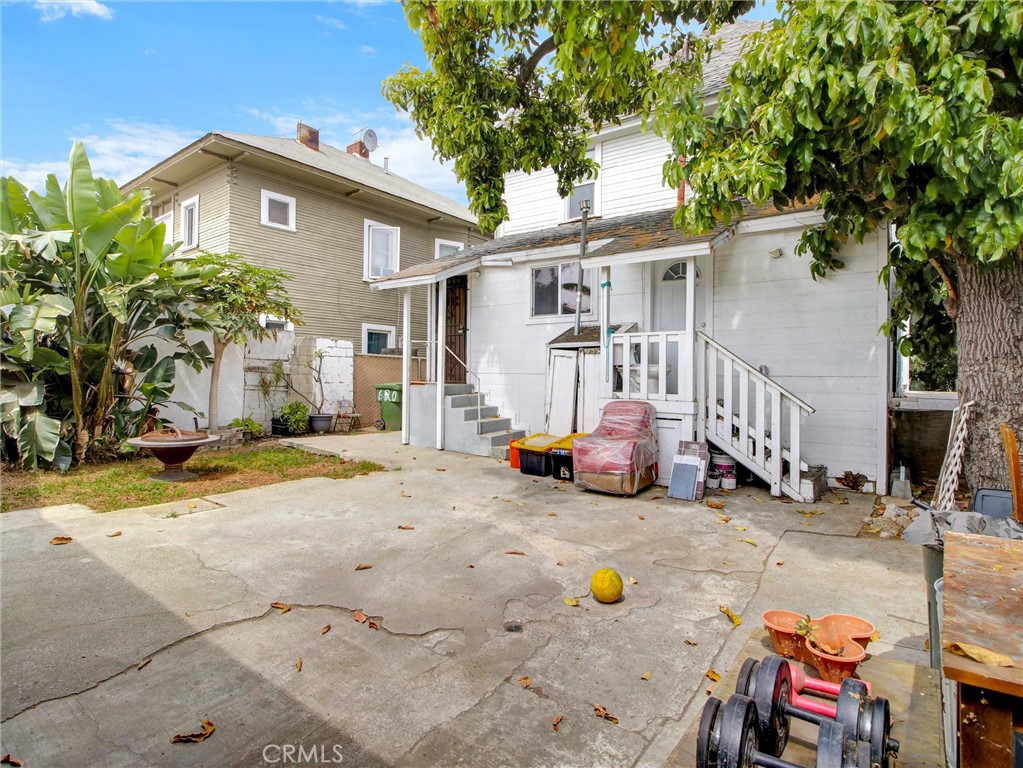 main property photo 28