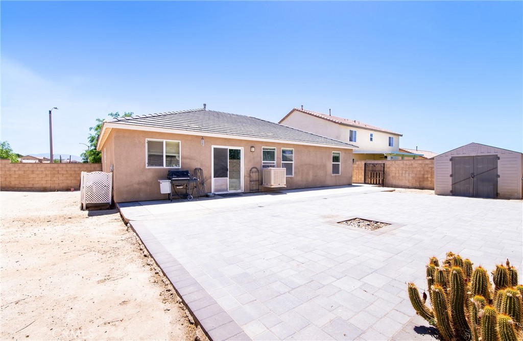main property photo 16