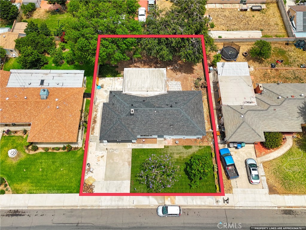 main property photo 41