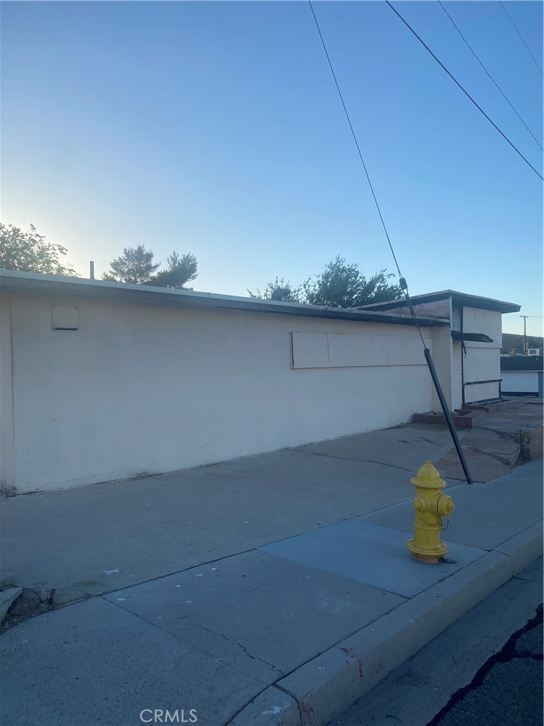 main property photo 4