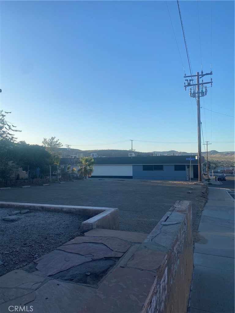 main property photo 5