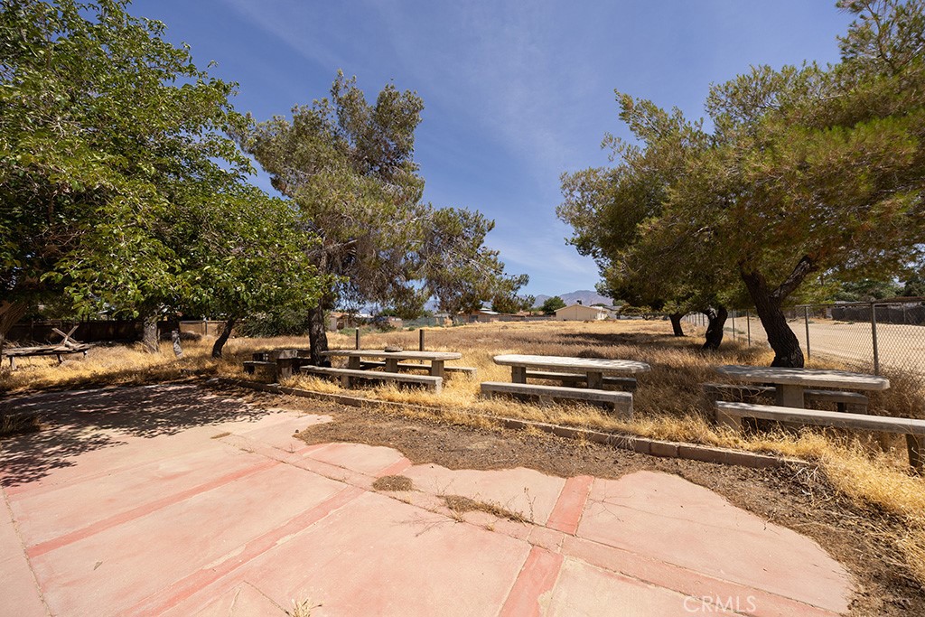 main property photo 14