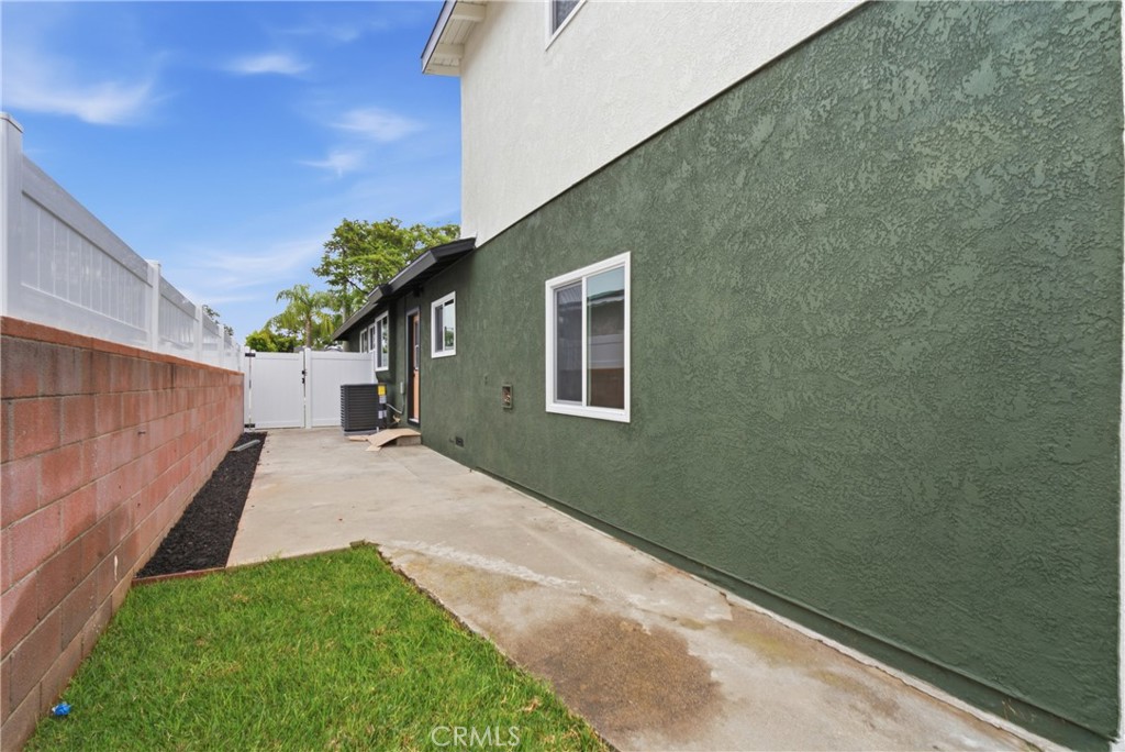 main property photo 60
