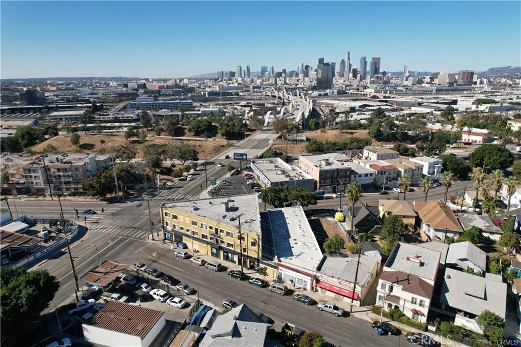main property photo 7
