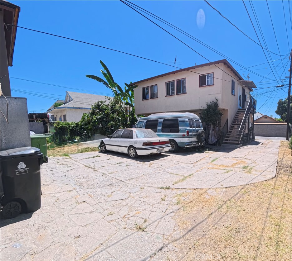 main property photo 4