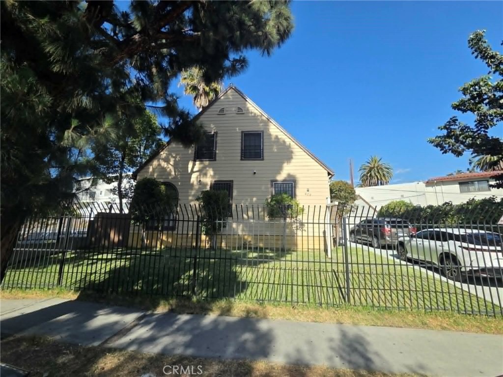 main property photo 1